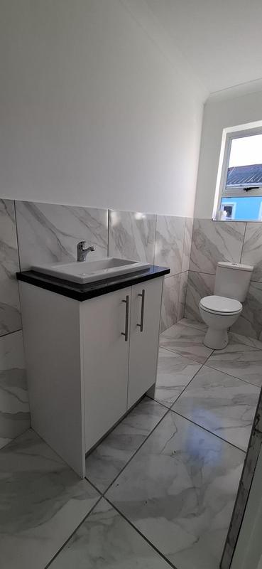 To Let 1 Bedroom Property for Rent in Ruyterwacht Western Cape